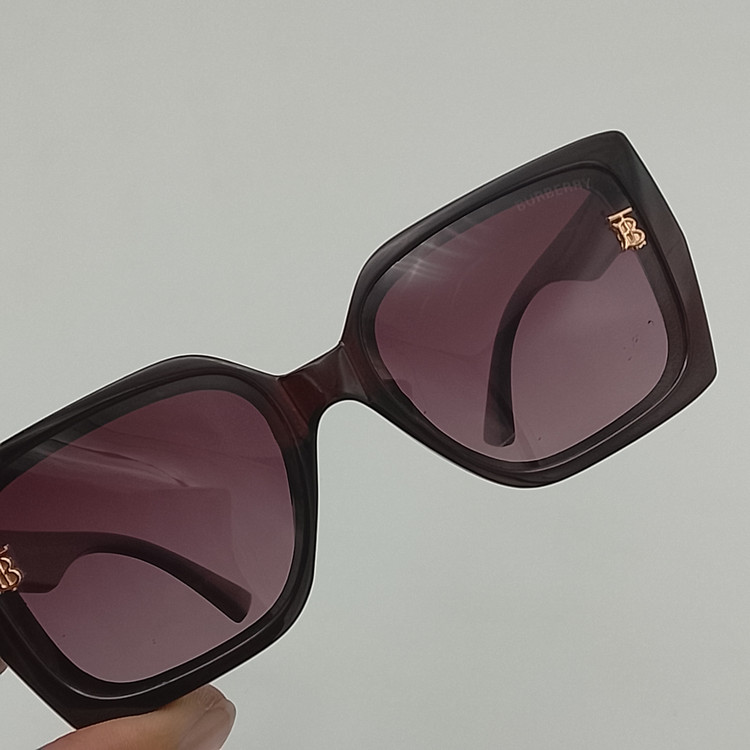 عینک زنانه باربریBURBERRY لولا فلز